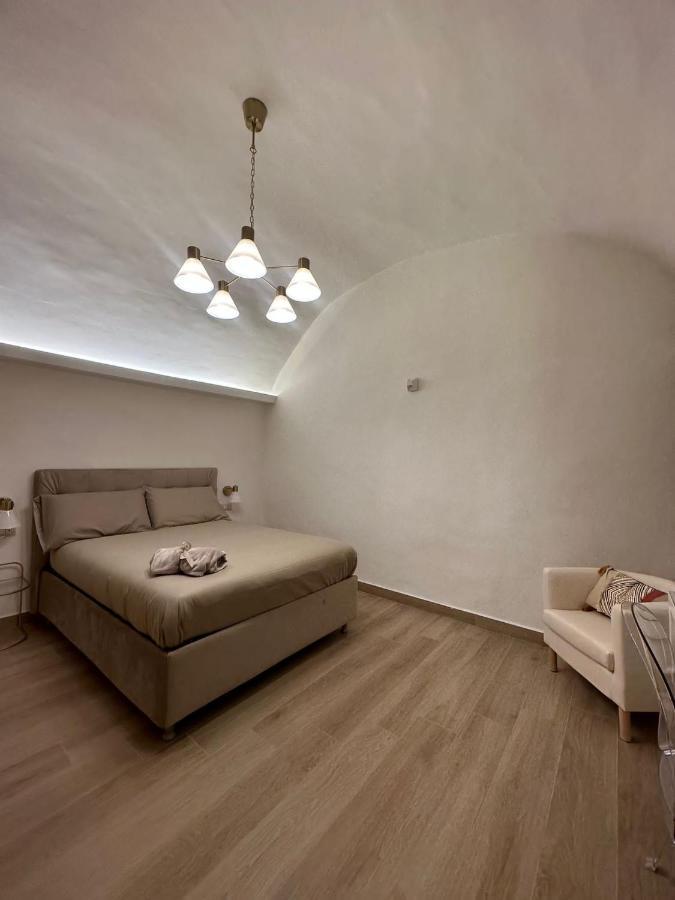 נאפולי Paura Suite Apartment מראה חיצוני תמונה