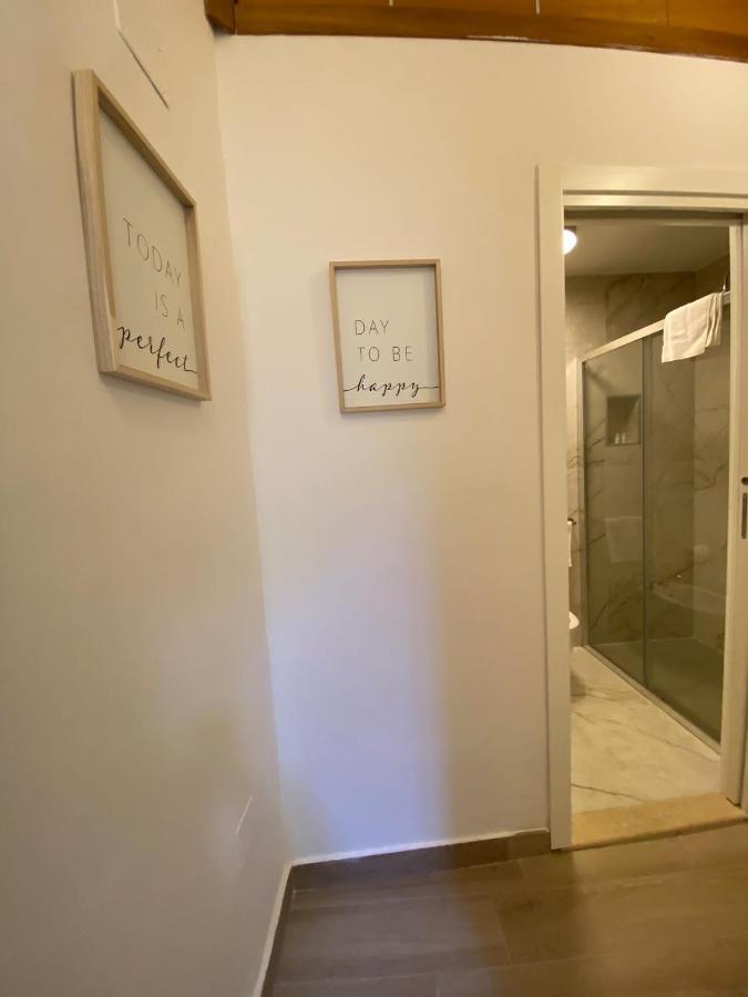 נאפולי Paura Suite Apartment מראה חיצוני תמונה