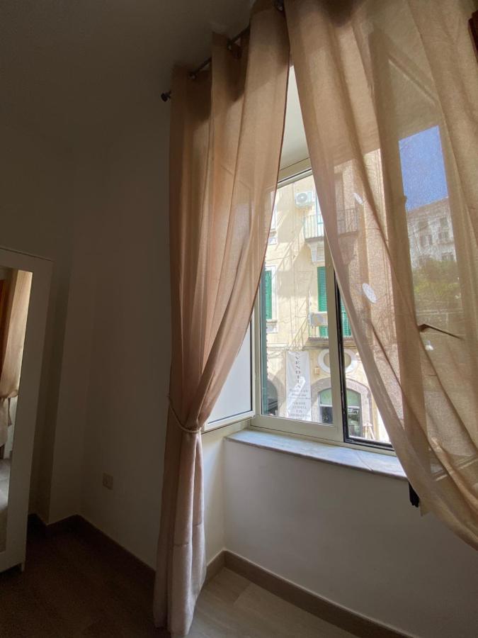 נאפולי Paura Suite Apartment מראה חיצוני תמונה
