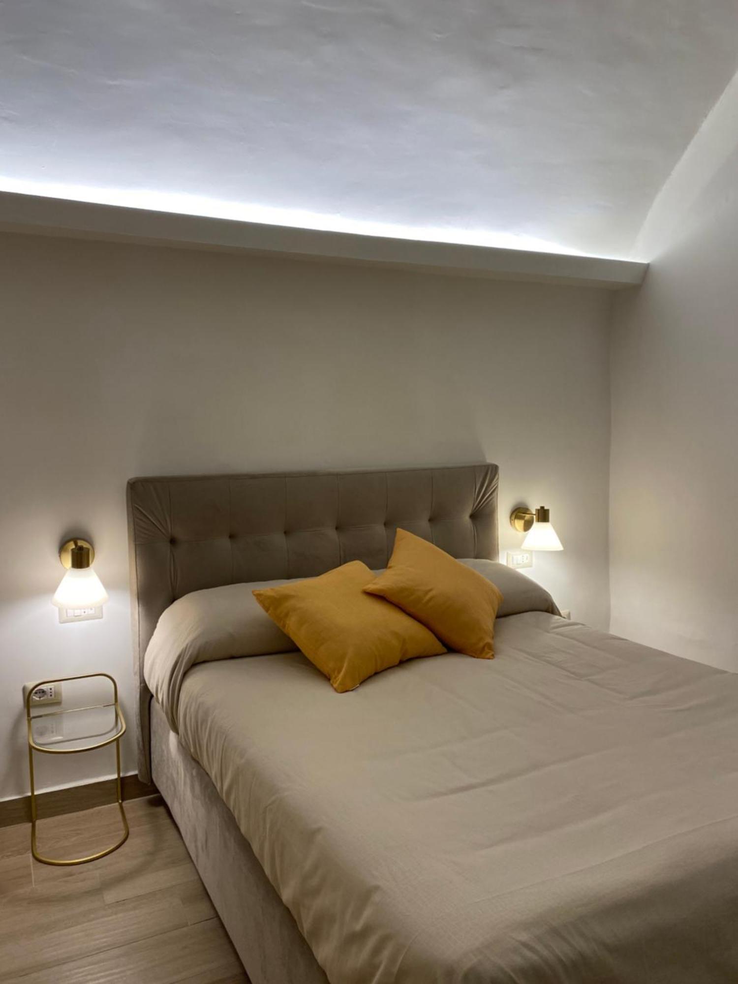 נאפולי Paura Suite Apartment מראה חיצוני תמונה