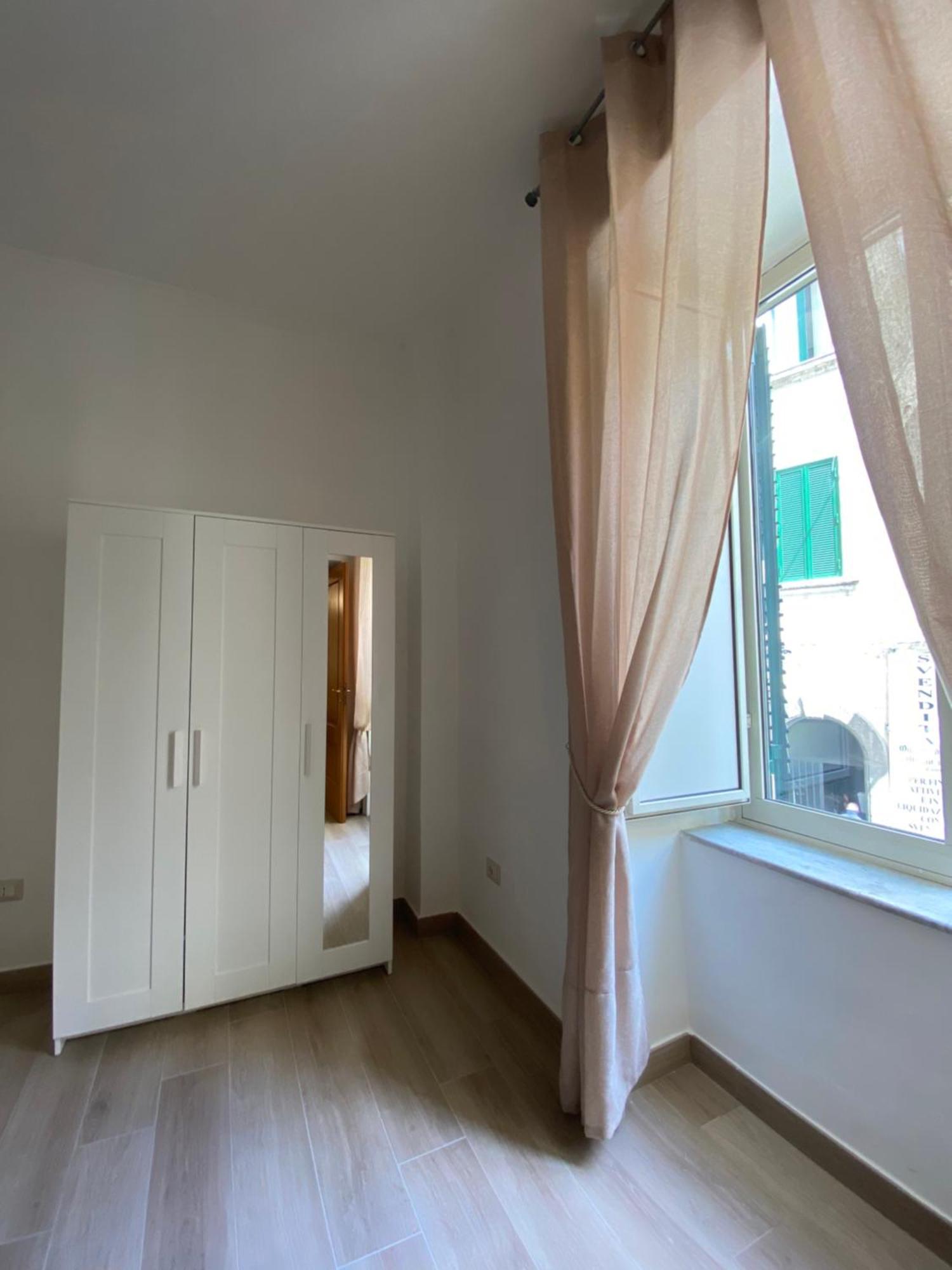 נאפולי Paura Suite Apartment מראה חיצוני תמונה