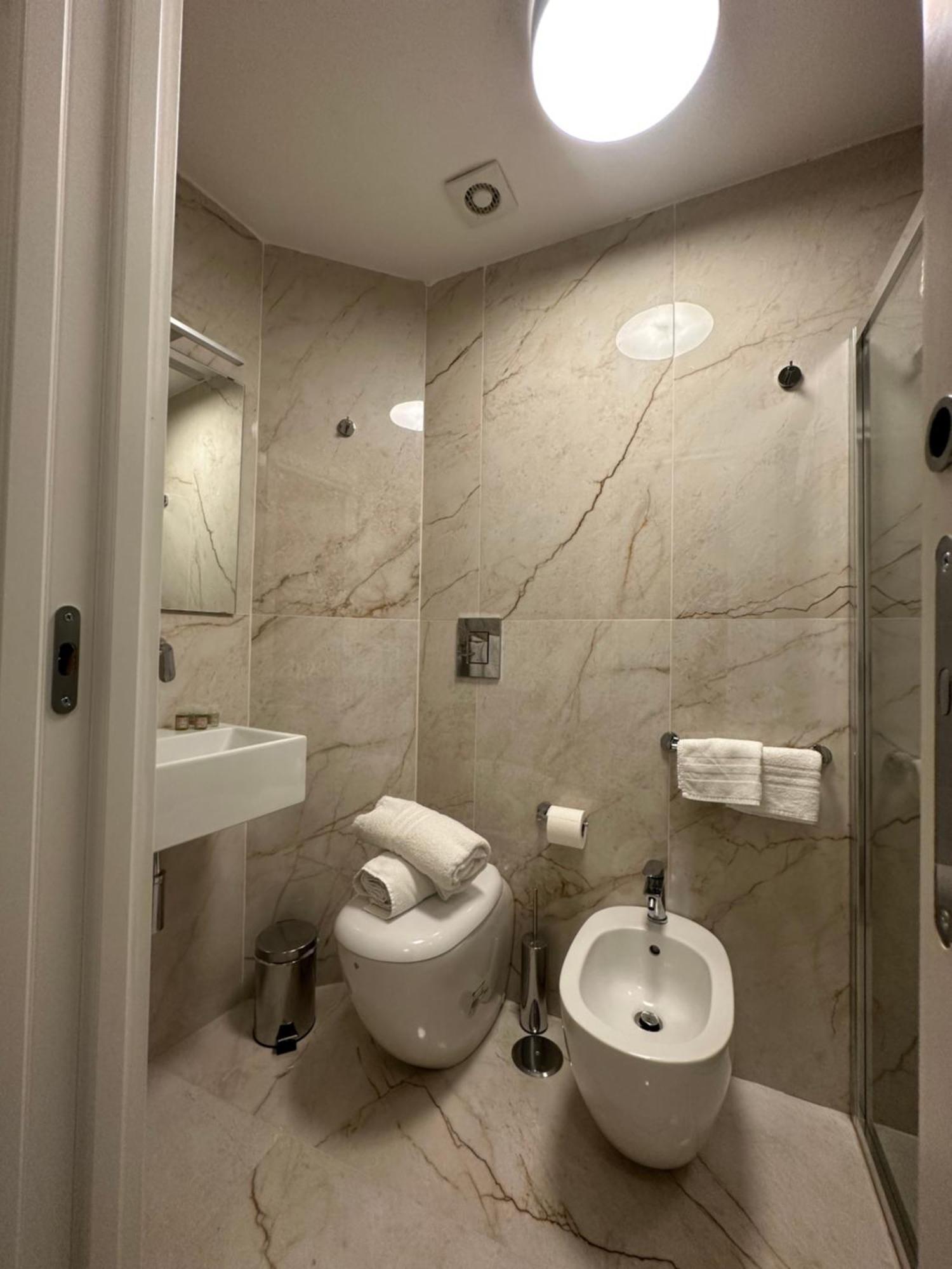 נאפולי Paura Suite Apartment מראה חיצוני תמונה