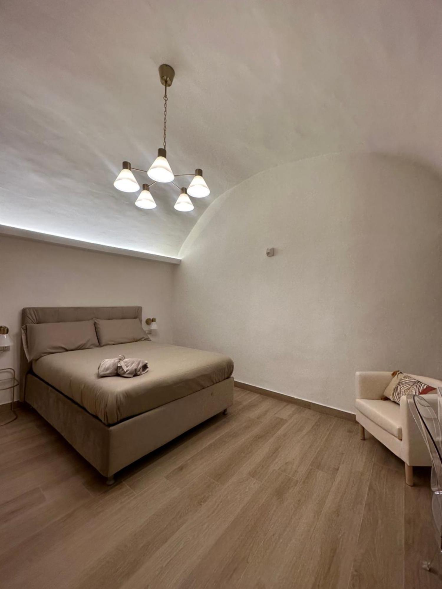 נאפולי Paura Suite Apartment מראה חיצוני תמונה