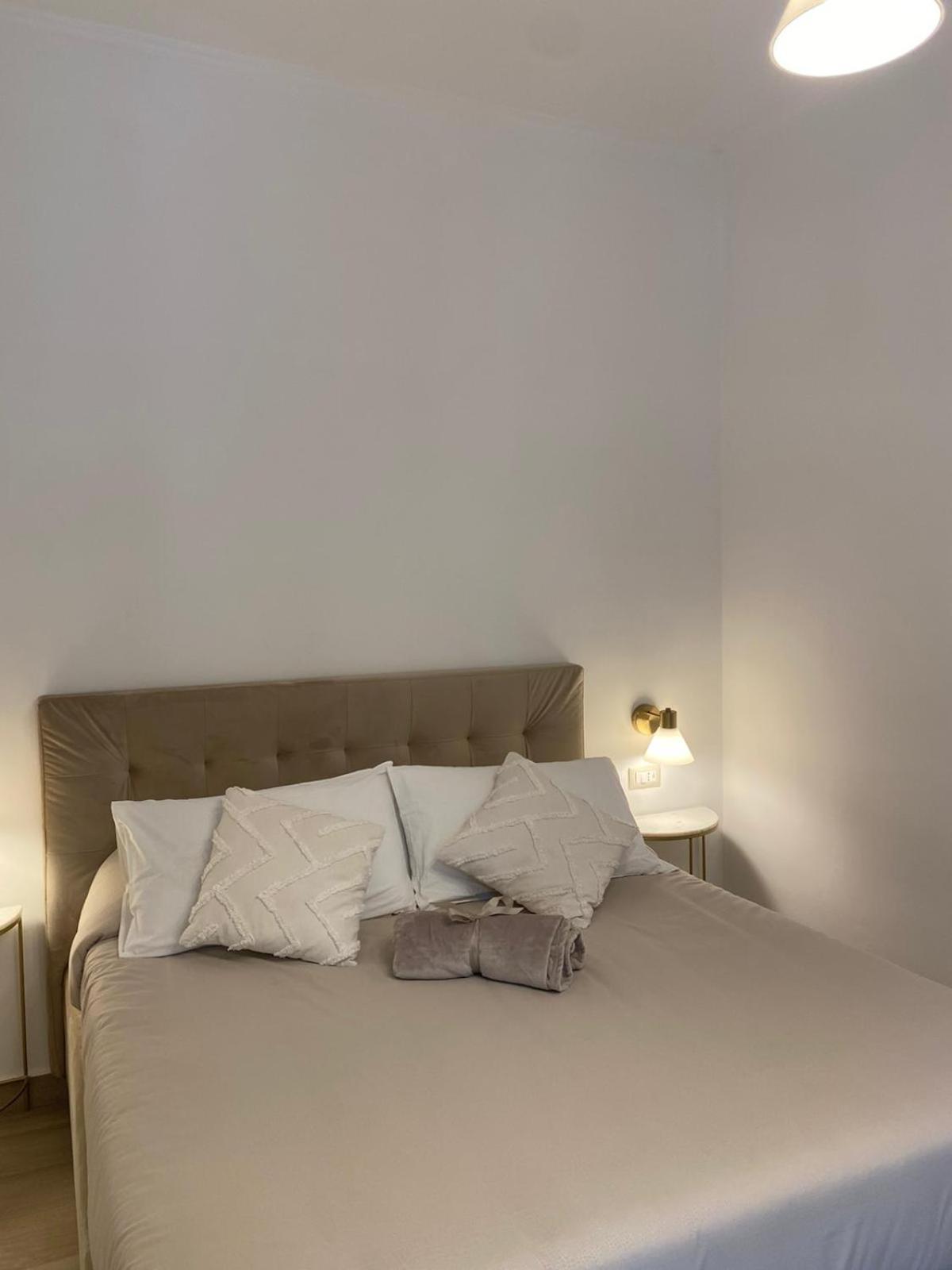 נאפולי Paura Suite Apartment מראה חיצוני תמונה